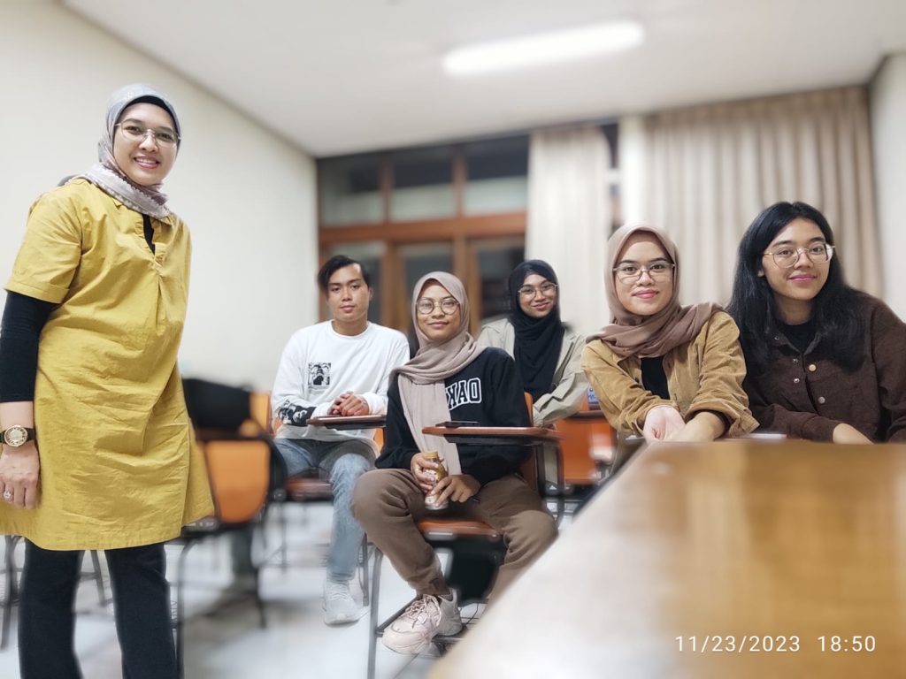 Implementasi MBKM Praktisi Mengajar dalam Mata Kuliah Riset Kualitatif Perpustakaan & Sains Informasi